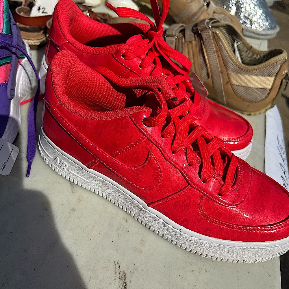 Pink Nike Air Force 1’s